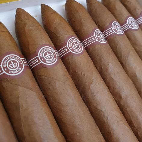 Lot 524 - Montecristo No. 2
