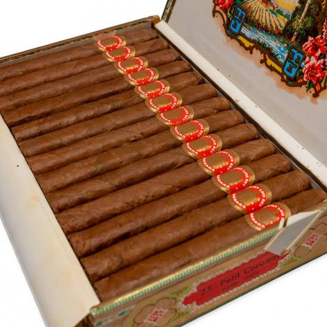Lot 526 - Saint Luis Rey Petit Coronas