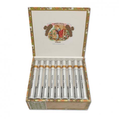 Lot 528 - Romeo y Julieta Churchills 