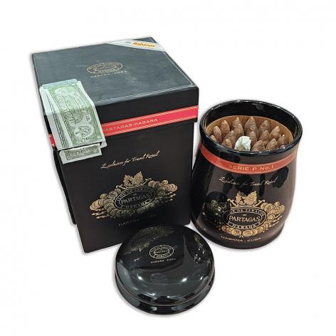 Lot 528 - Partagas Serie P No.1