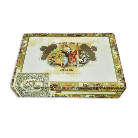 Lot 529 - Romeo y Julieta Belvederes