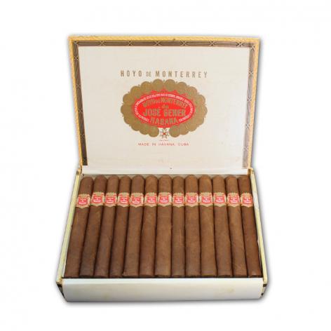 Lot 52 - Hoyo de Monterrey Coronas