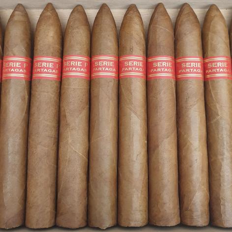Lot 530 - Partagas Serie P. No 2 