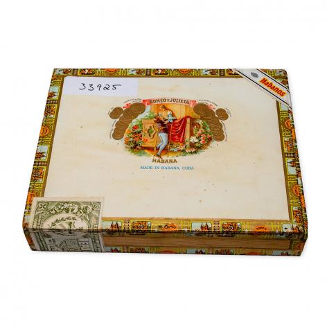 Lot 531 - Romeo y Julieta Churchills