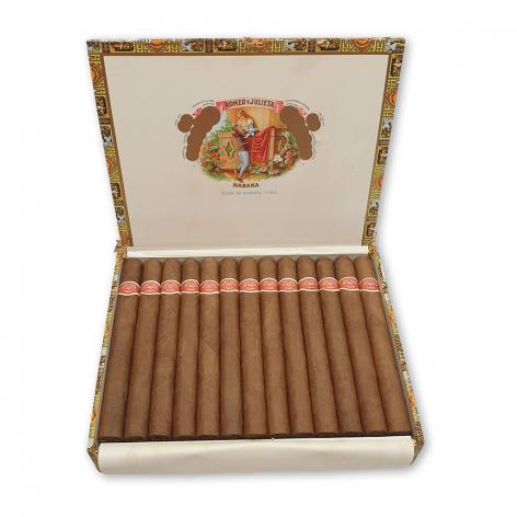 Lot 534 - Romeo y Julieta Prince of Wales 