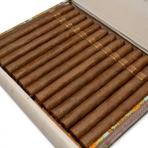 Lot 534 - Romeo y Julieta Churchills