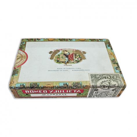 Lot 535 - Romeo y Julieta Coronas 