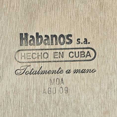 Lot 535 - H. Upmann Magnum 48