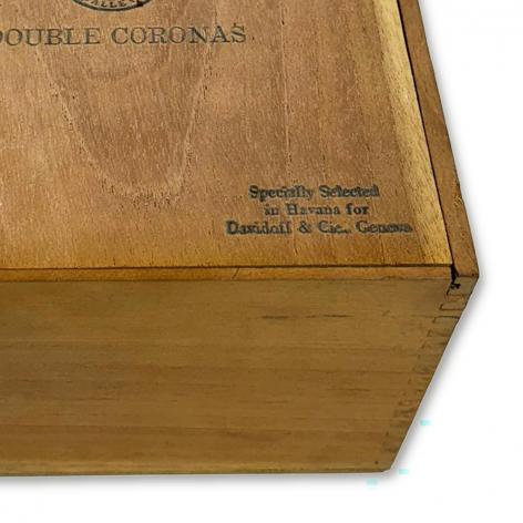 Lot 536 - Punch Double Coronas Specially Selected in Havana for Davidoff & Cie.