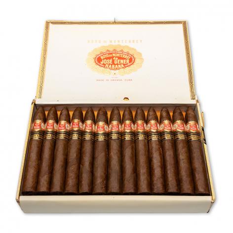 Lot 536 - Hoyo De Monterrey Piramides