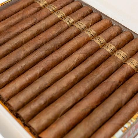 Lot 539 - Romeo y Julieta Churchills