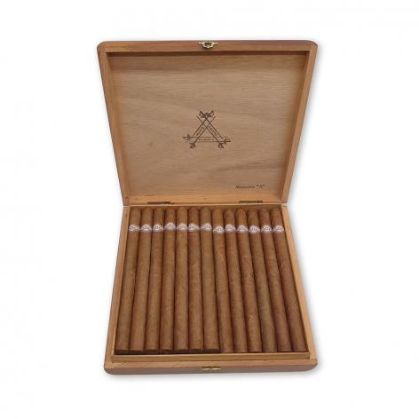 Lot 542 - Montecristo A