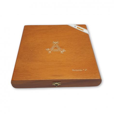 Lot 542 - Montecristo A