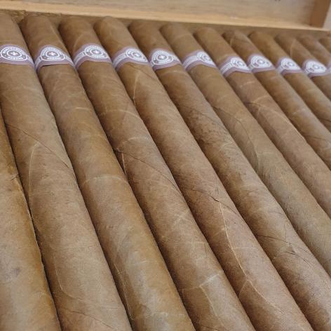 Lot 542 - Montecristo A