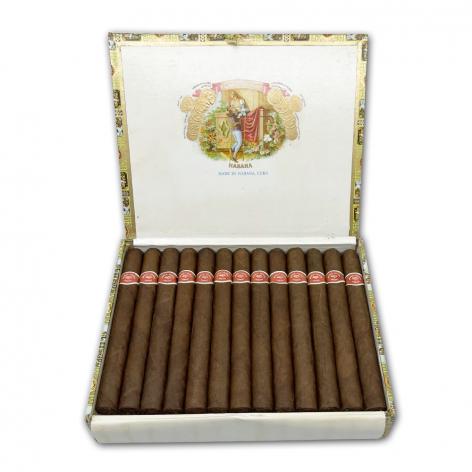 Lot 545 - Romeo y Julieta Prince of Wales