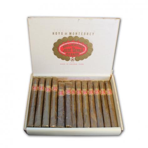 Lot 54 - Hoyo de Monterrey Mixed singles