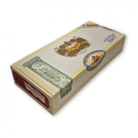 Lot 54 - H.Upmann Half Corona