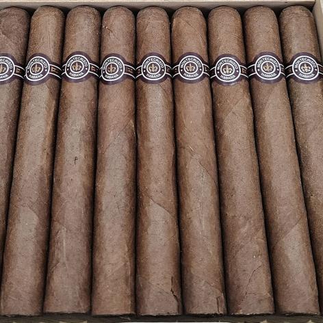 Lot 551 - Montecristo Double Edmundo 