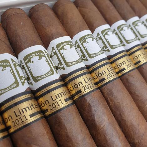 Lot 553 - Ramon Allones Allones Extra 