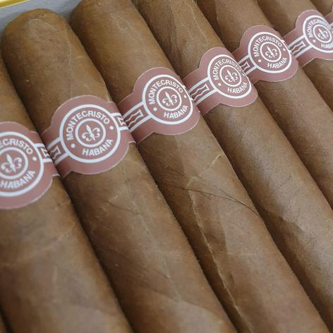 Lot 555 - Montecristo No. 3