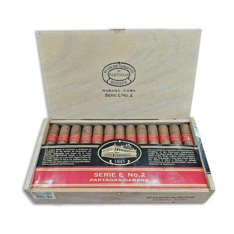 Lot 557 - Partagas Serie E No. 2
