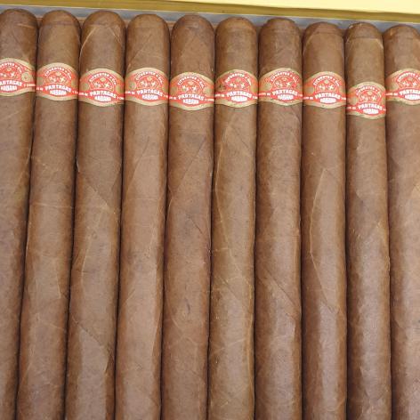 Lot 558 - Partagas Lusitanias
