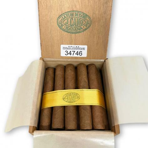 Lot 55 - La Flor de Cano Short Churchils