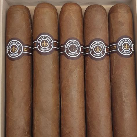 Lot 562 - Montecristo Edmundo Travel Humidor