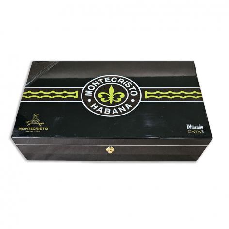 Lot 563 - Montecristo Edmundo Cava 8