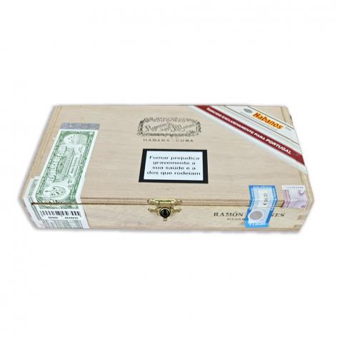 Lot 564 - Ramon Allones Lusitanos