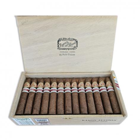 Lot 566 - Ramon Allones Petit Unicos