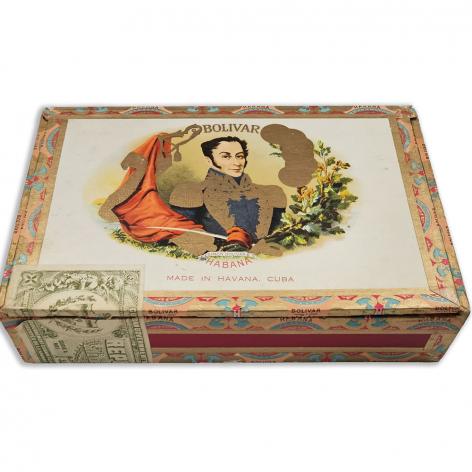Lot 568 - Bolivar Coronas 