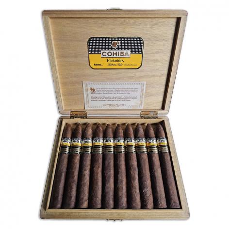 Lot 570 - Cohiba Piramides