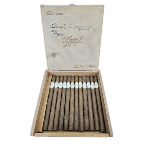 Lot 571 - Davidoff No. 1