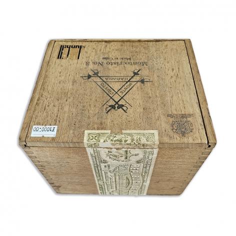 Lot 575 - Dunhill Montecristo No. 3