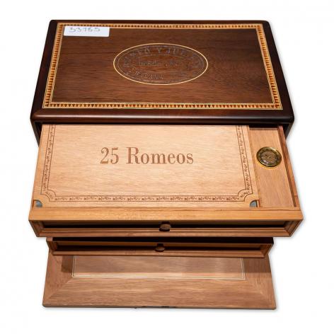Lot 577 - Romeo y Julieta Romeos