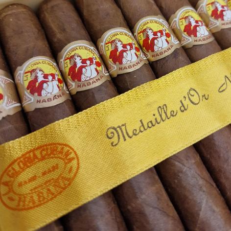 Lot 57 - La Gloria Cubana Medaille d'Or No.2