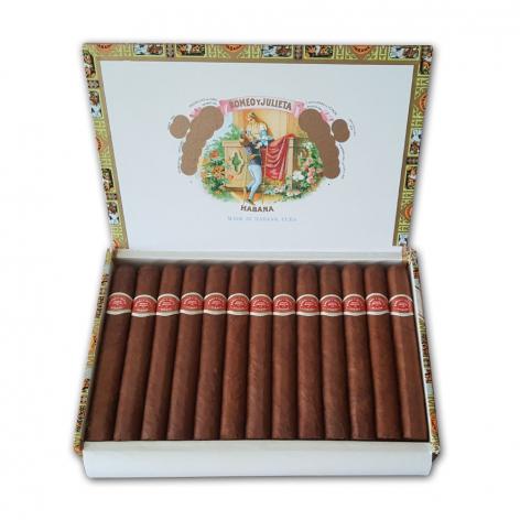 Lot 57 - Romeo Y Julieta Petit Corona