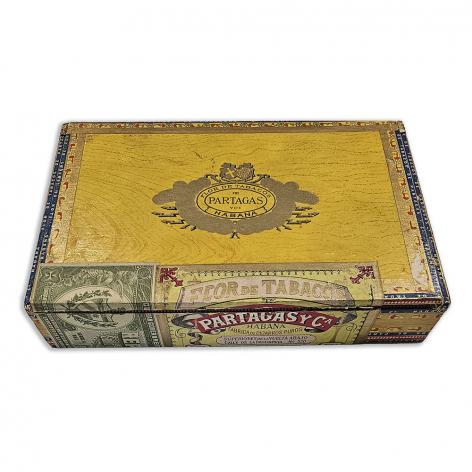 Lot 581 - Partagas Londres