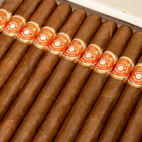Lot 584 - Punch Double Coronas