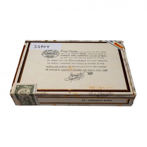 Lot 586 - Rafael Gonzalez  Coronas Extra