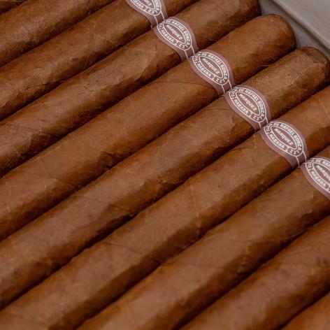 Lot 587 - Rafael Gonzalez  Coronas Extra