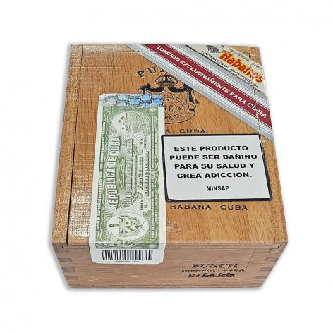 Lot 590 - Punch La Isla 