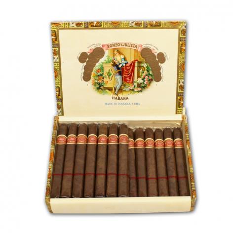 Lot 59 - Romeo y Julieta Panetelas