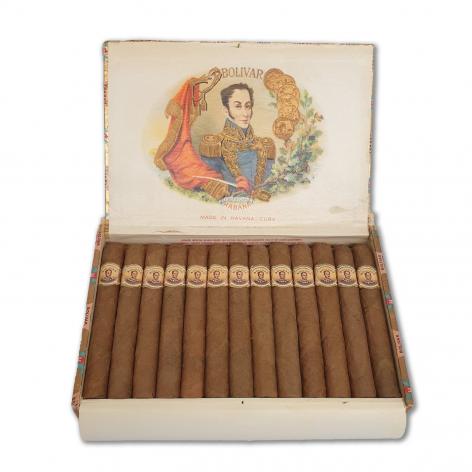 Lot 5 - Bolivar Petit Coronas 