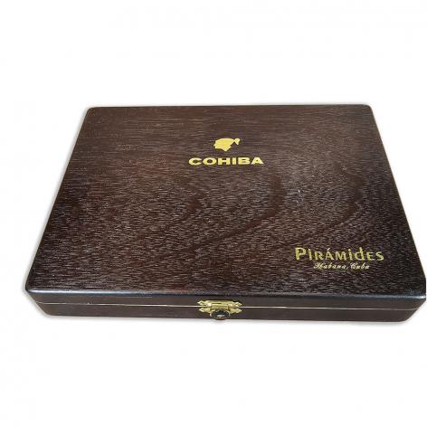 Lot 600 - Cohiba Piramides