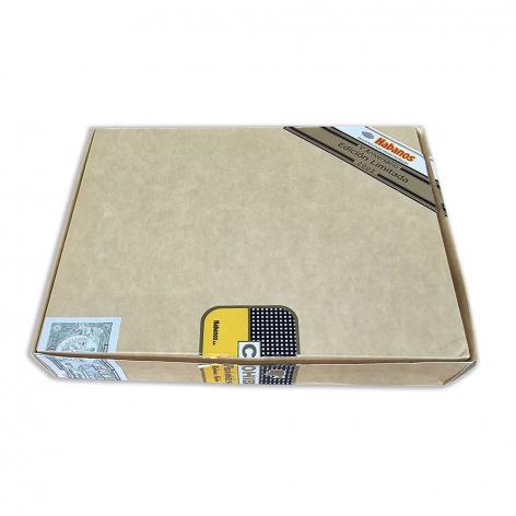Lot 601 - Cohiba Piramides