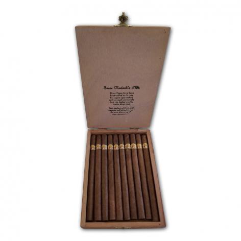 Lot 60 - La Gloria Cubana Medaille D&#39Or No.3