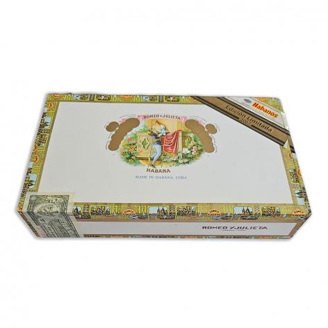 Lot 614 - Romeo y Julieta Escudos 