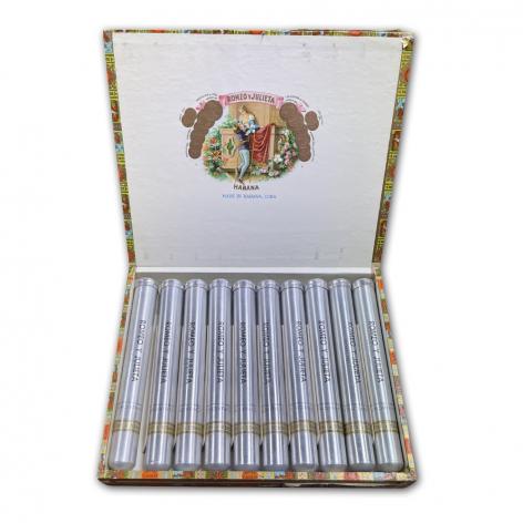 Lot 61 - Romeo y Julieta Churchills